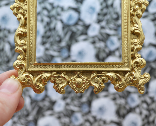 Large Gothic Spiral Frame | Ornamentation for Dollhouse Miniatures