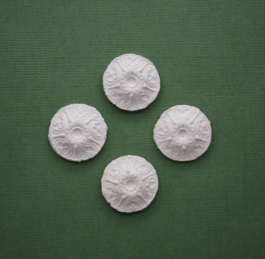 Circular Scallop Appliqués | Decorative Appliqués | 4 Count