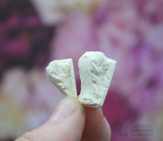 Small Leaf Bracket | Ornamentation for Dollhouse | Set of 4