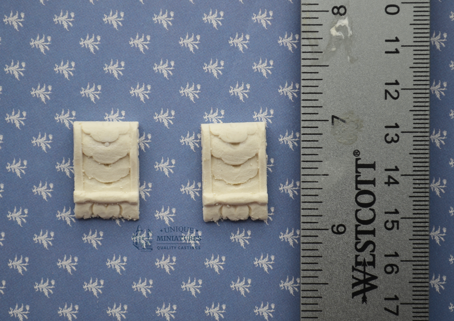 Small Spiral Scale Bracket | Ornamentation for Dollhouse | Set of 2