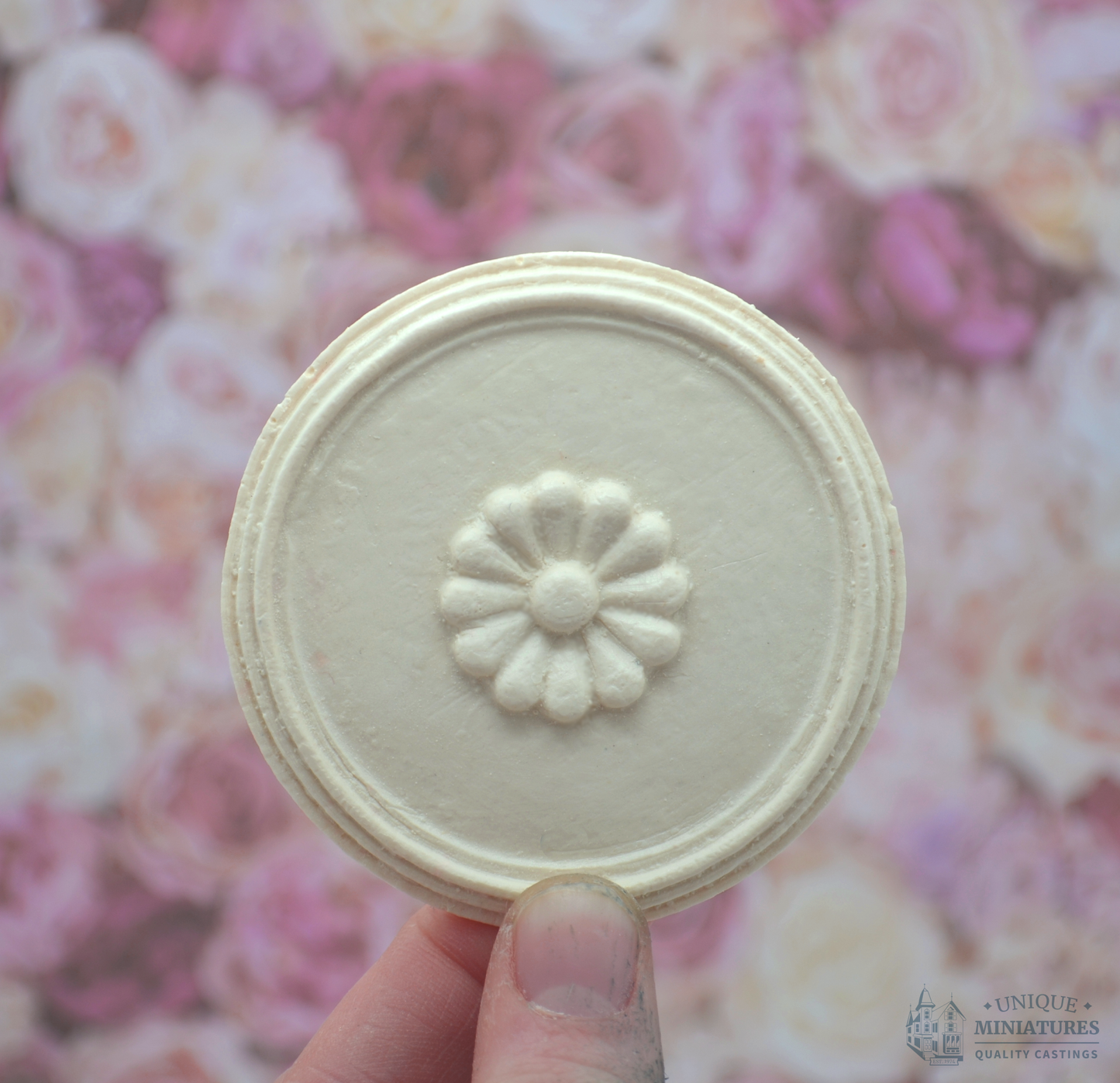 Large Daisy Medallion | 2 3/4" | Ornamentation for Dollhouse Miniatures