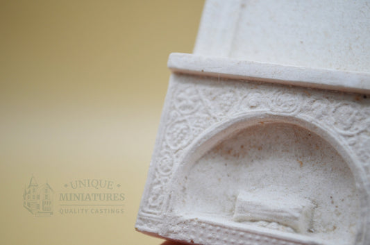 Mini Log Fireplace | Ornamentation for Dollhouse | 1/2 Scale