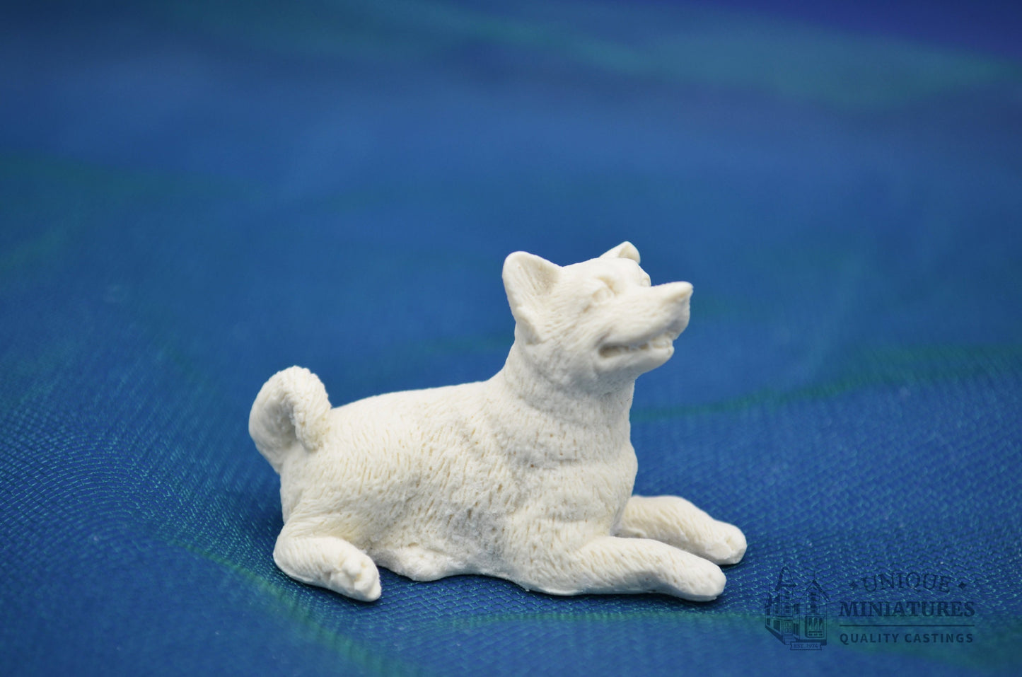 Minature Dog Statue | Ornamentation for Dollhouse | Set of 2