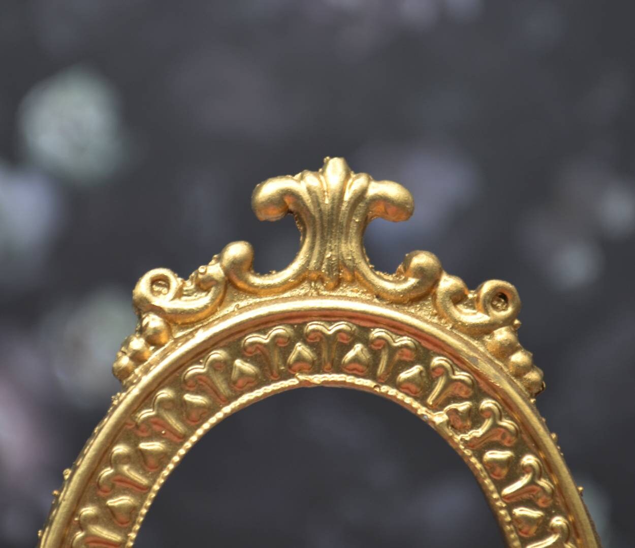 Gilded Aries Frame | Ornamentation for Dollhouse Miniatures