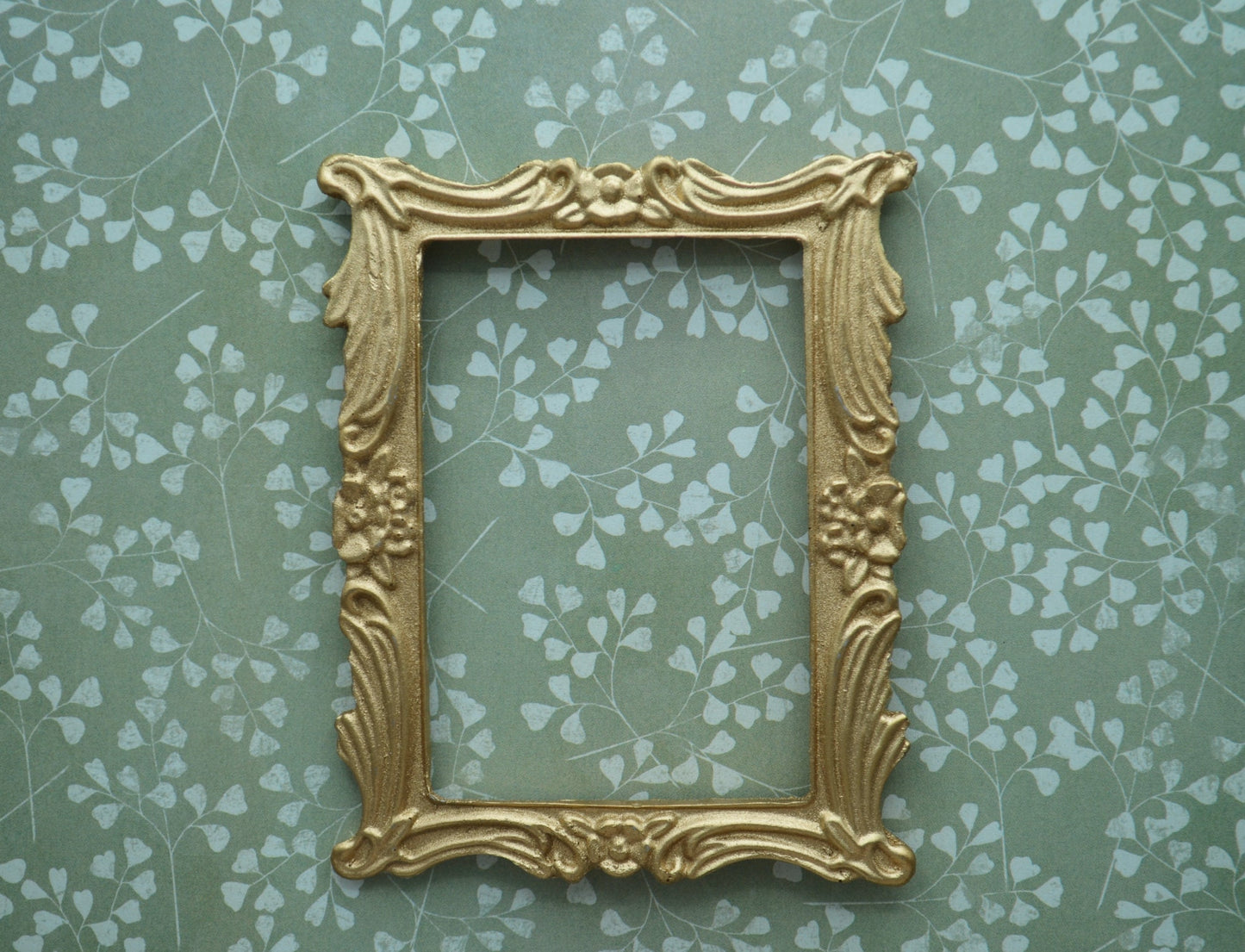 Swooped Flower Frame | Miniature for Dollhouses