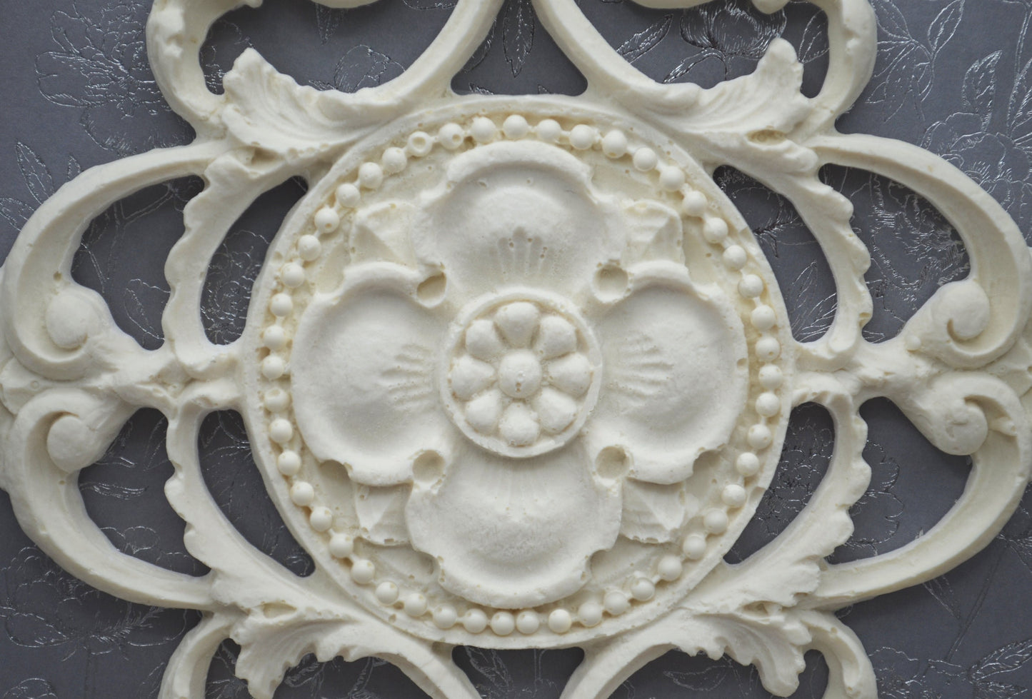 Large Flower Vine Ceiling Carving | Ornamentation for Dollhouse