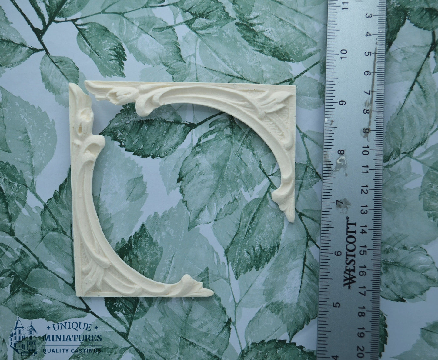 Nouveau Corner Piece | Miniature Ceiling Carving | Set of Two