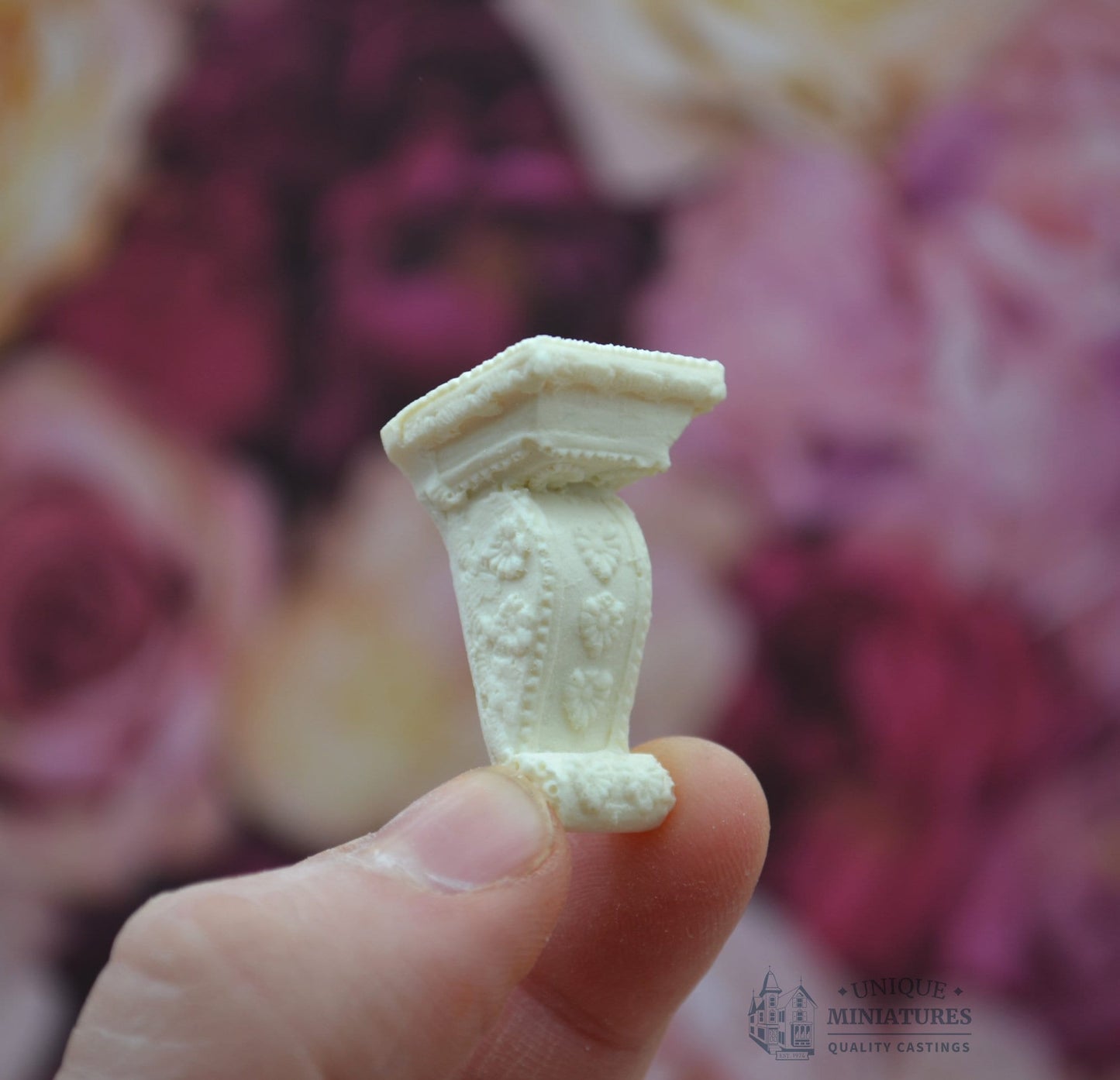 Beaded Daisy Bracket | Ornamentation for Dollhouse Miniatures | Set of 2