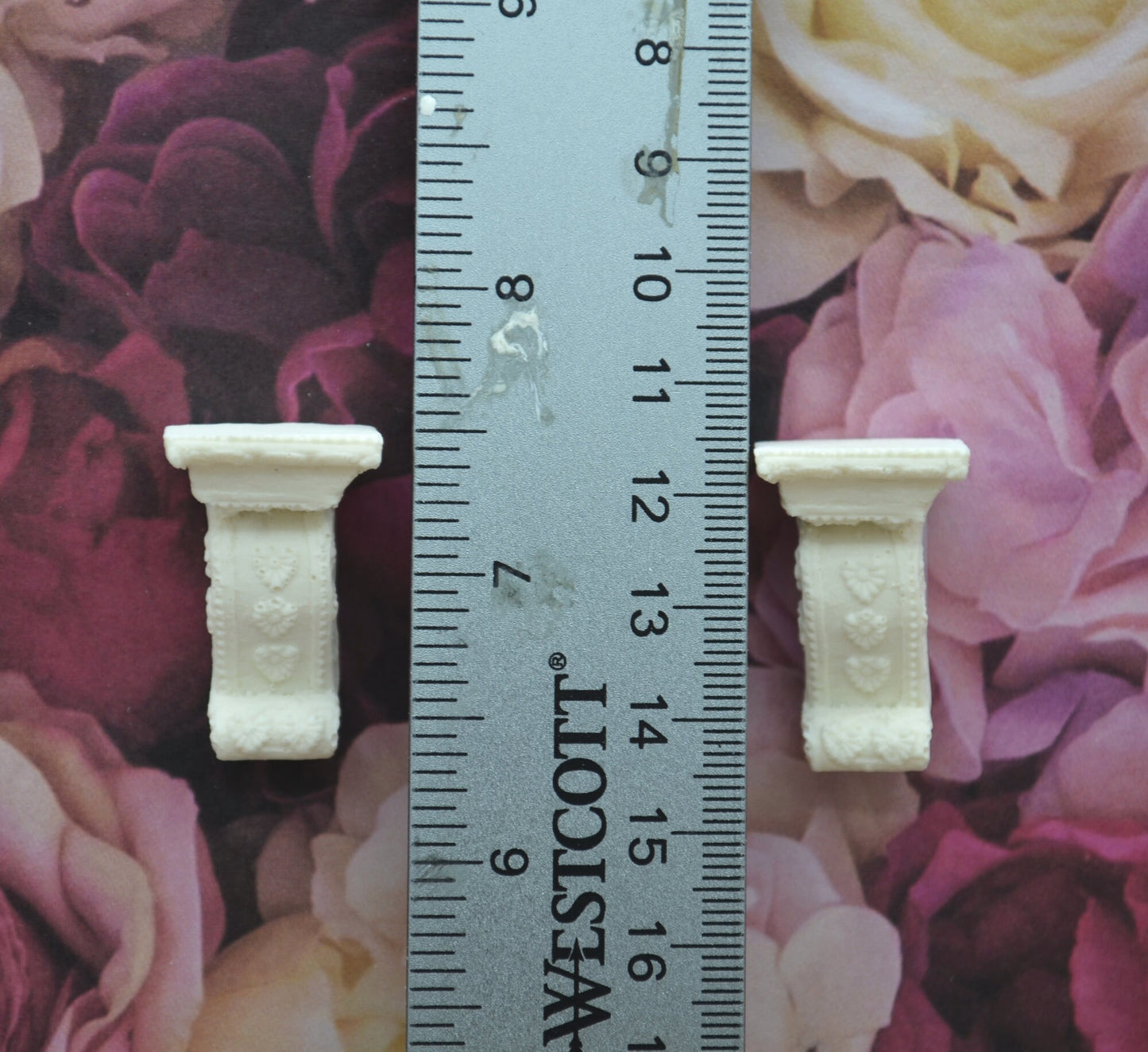 Beaded Daisy Bracket | Ornamentation for Dollhouse Miniatures | Set of 2