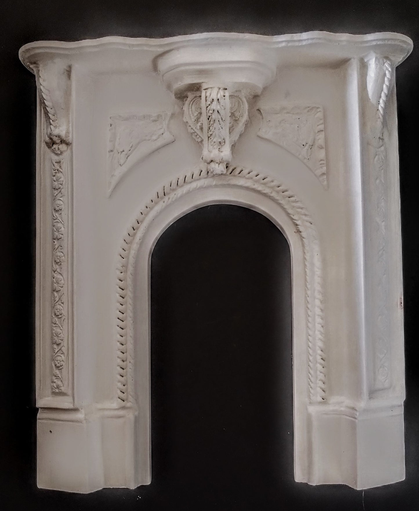 Lincoln Bedroom Fireplace