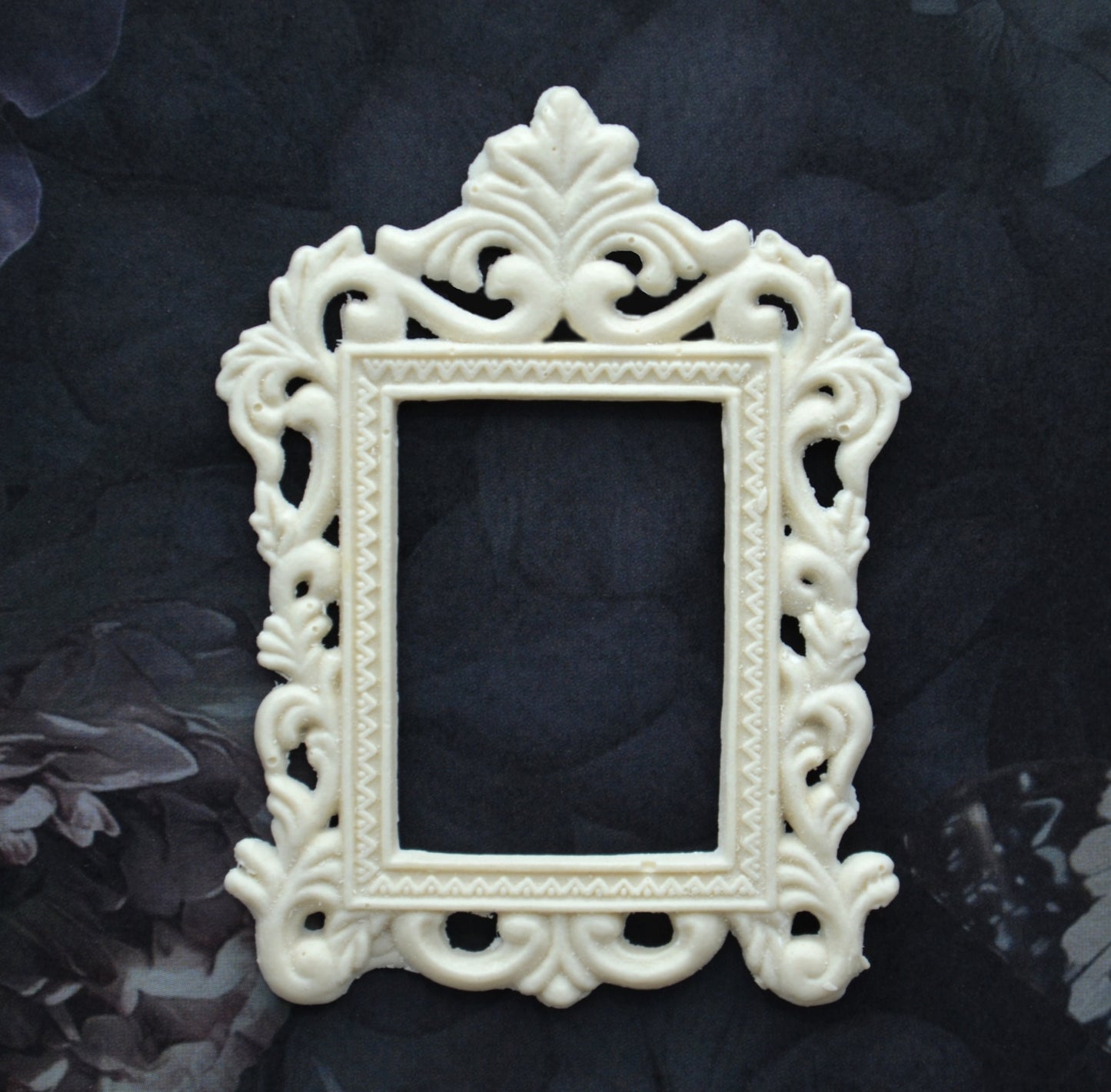 Mini Gothic Frame | Miniature for Dollhouses