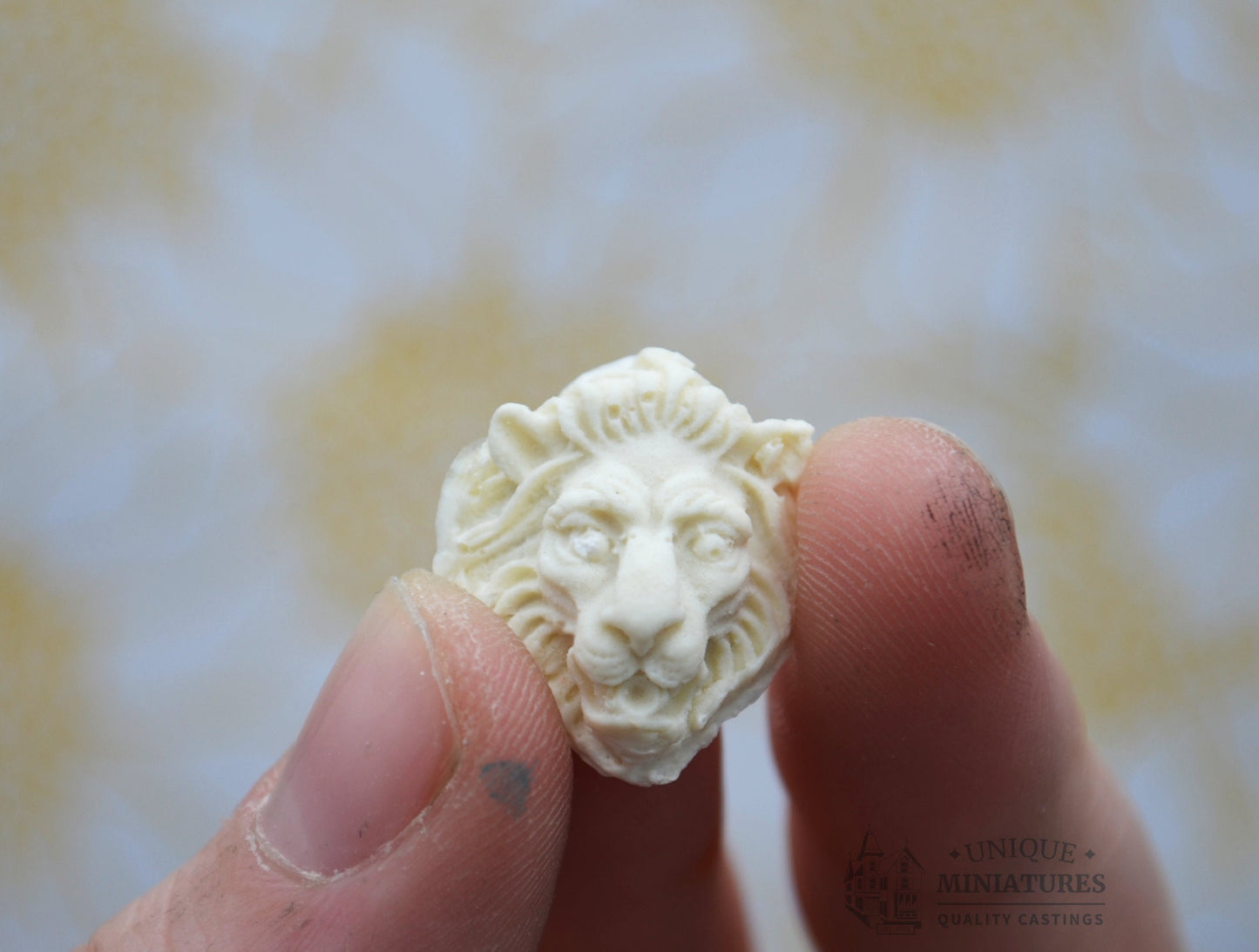 Regal Lion Head Appliqué | Ornamentation for Dollhouse | 2 Count
