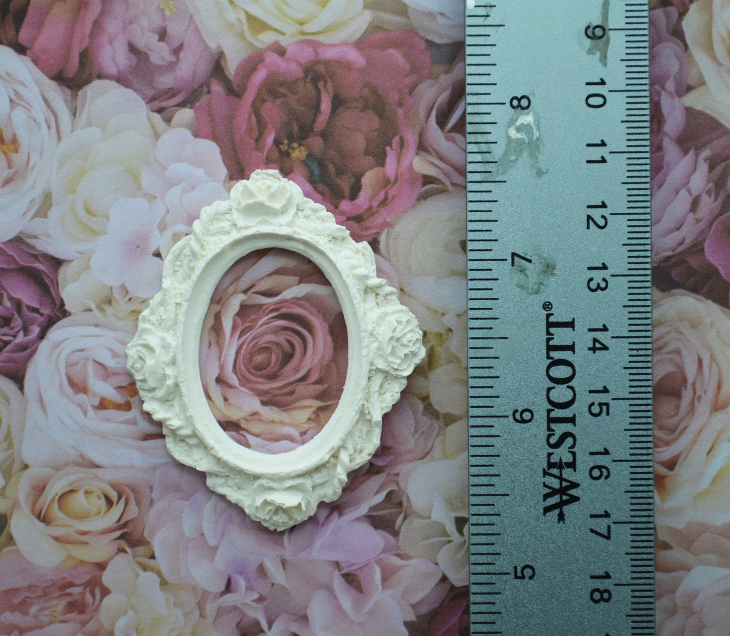Oval Rose Frame | Ornamentation for Dollhouses