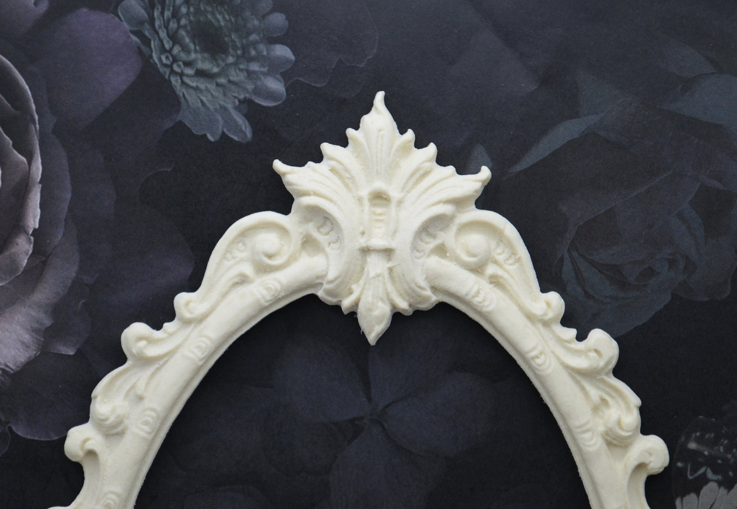 Large Fern Crest Carving | Ornamentation for Dollhouse