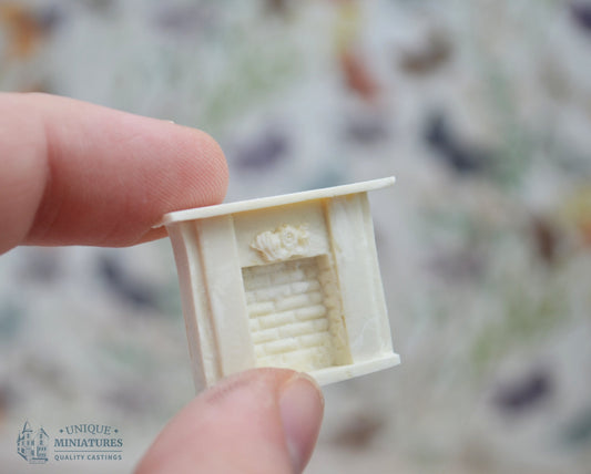 Tiny Rose Crest Fireplace | Ornamentation for Dollhouse