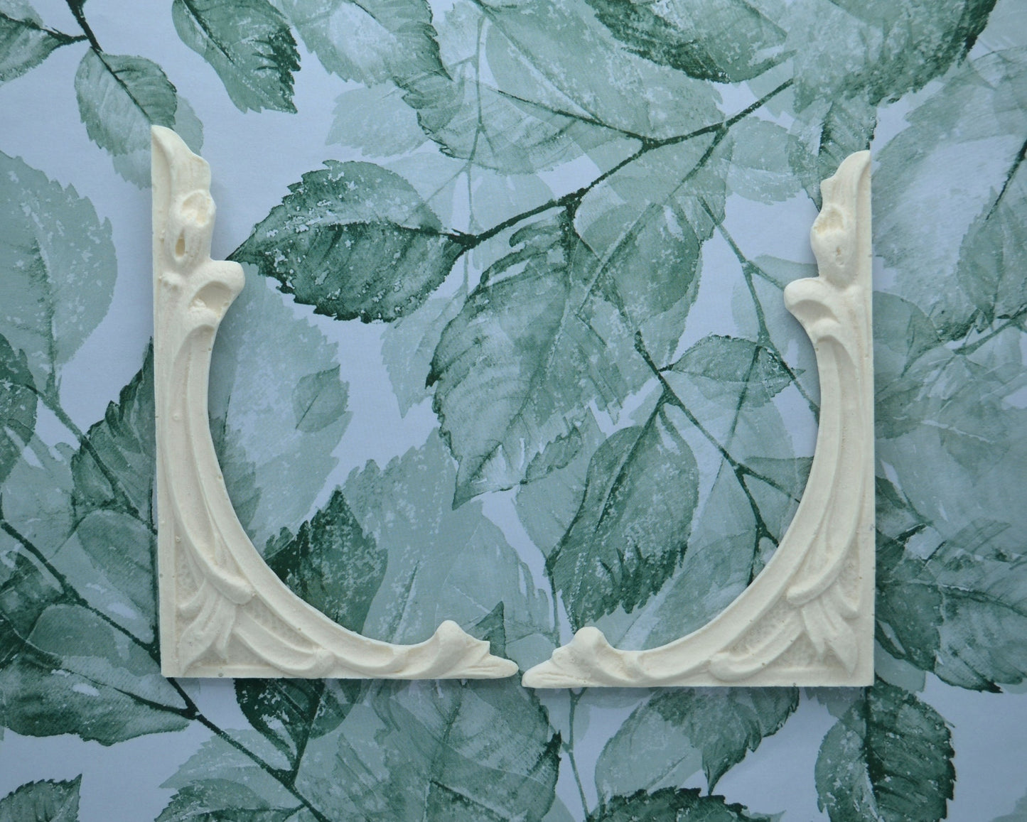 Nouveau Corner Piece | Miniature Ceiling Carving | Set of Two
