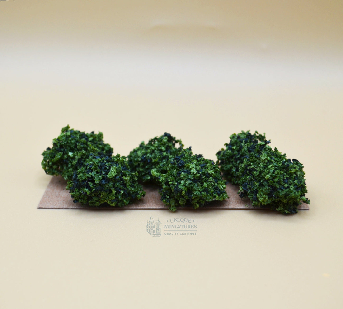 Tiny Trimmed Green Circular Hedges | 1 Inch | Set of 6 | Miniature for Dollhouse Garden