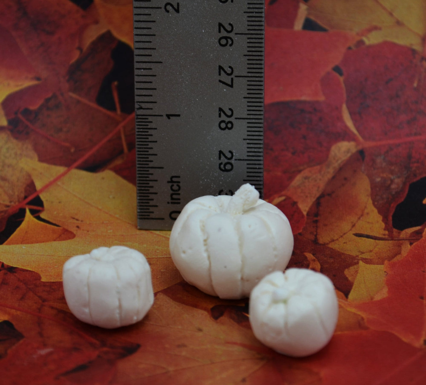 Miniature Unpainted Autumn Pumpkins | Set of Three | Dollhouse Miniatures