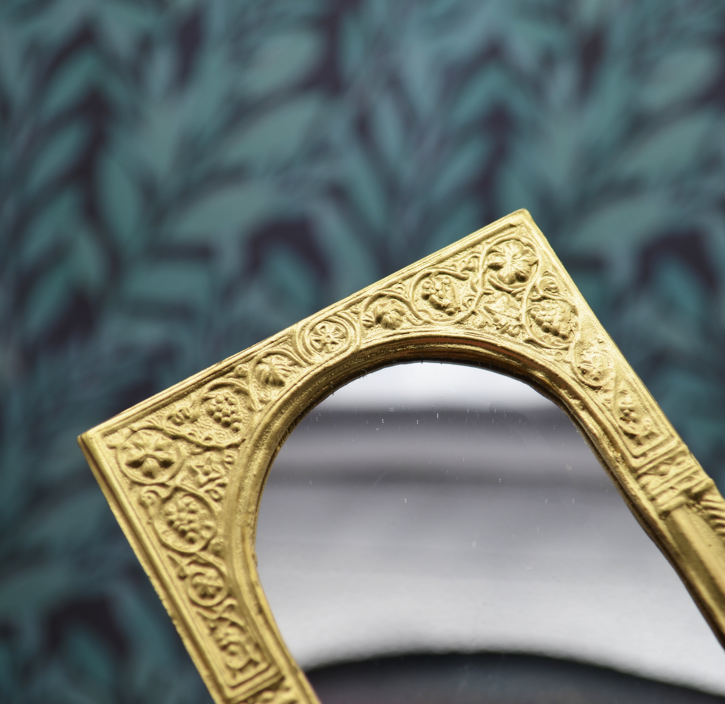 Nouveau Column Mirror | Ornamentation for Dollhouse Miniatures