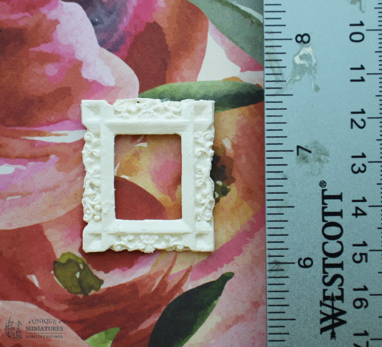 Tiny Vine Frame | Ornamentation for Dollhouse Miniatures | Set of 2