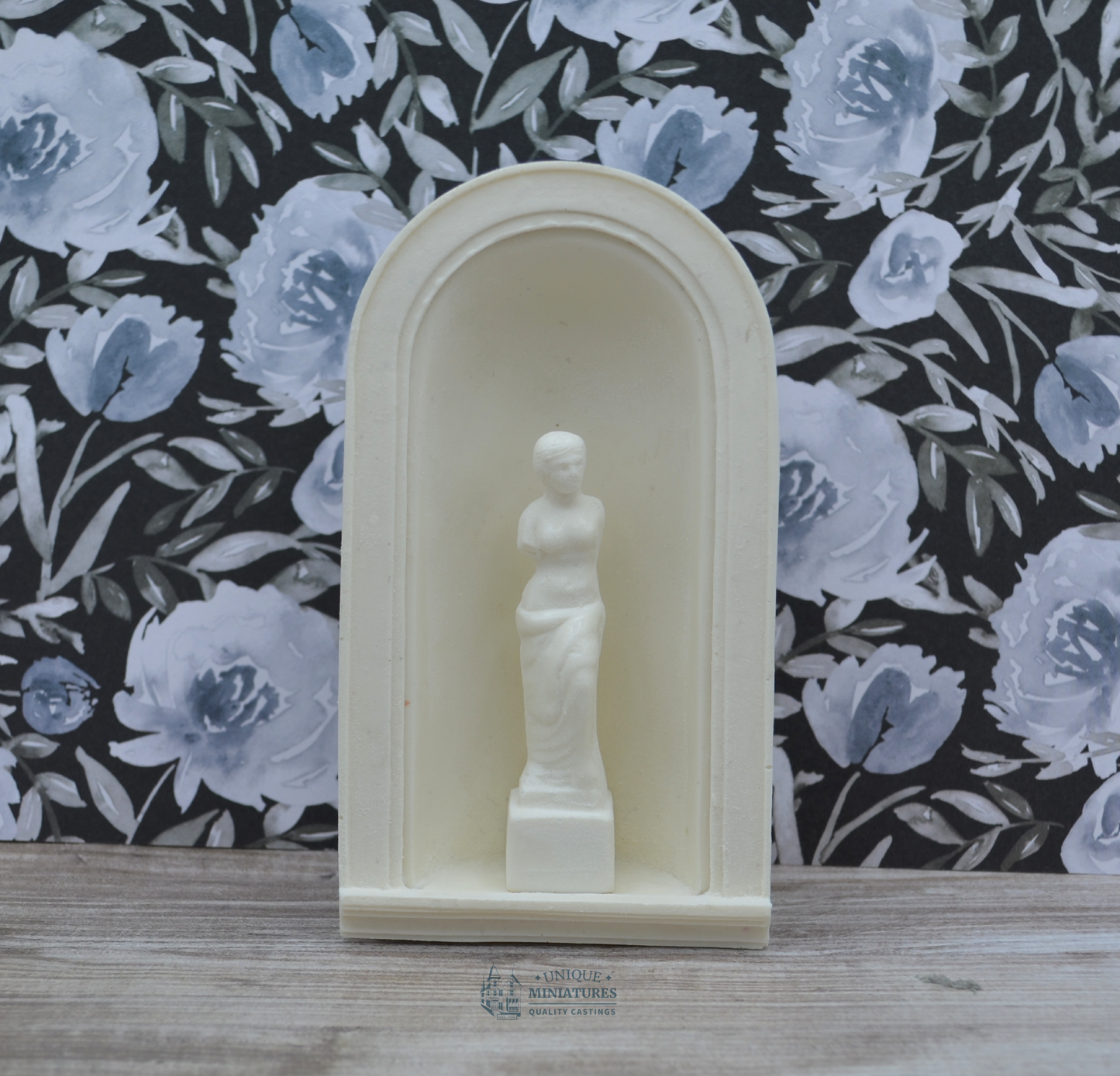 Statue and Niche | Ornamentation for Dollhouse
